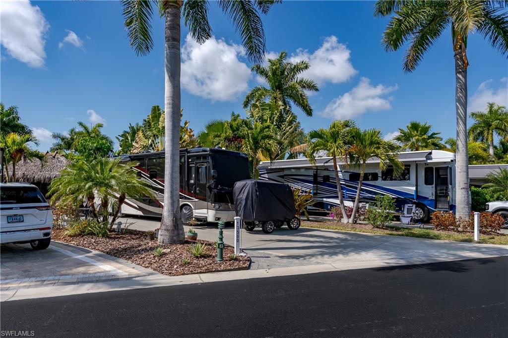 13580 Snook Circle Naples, FL 34114 - Photo 16 of 33