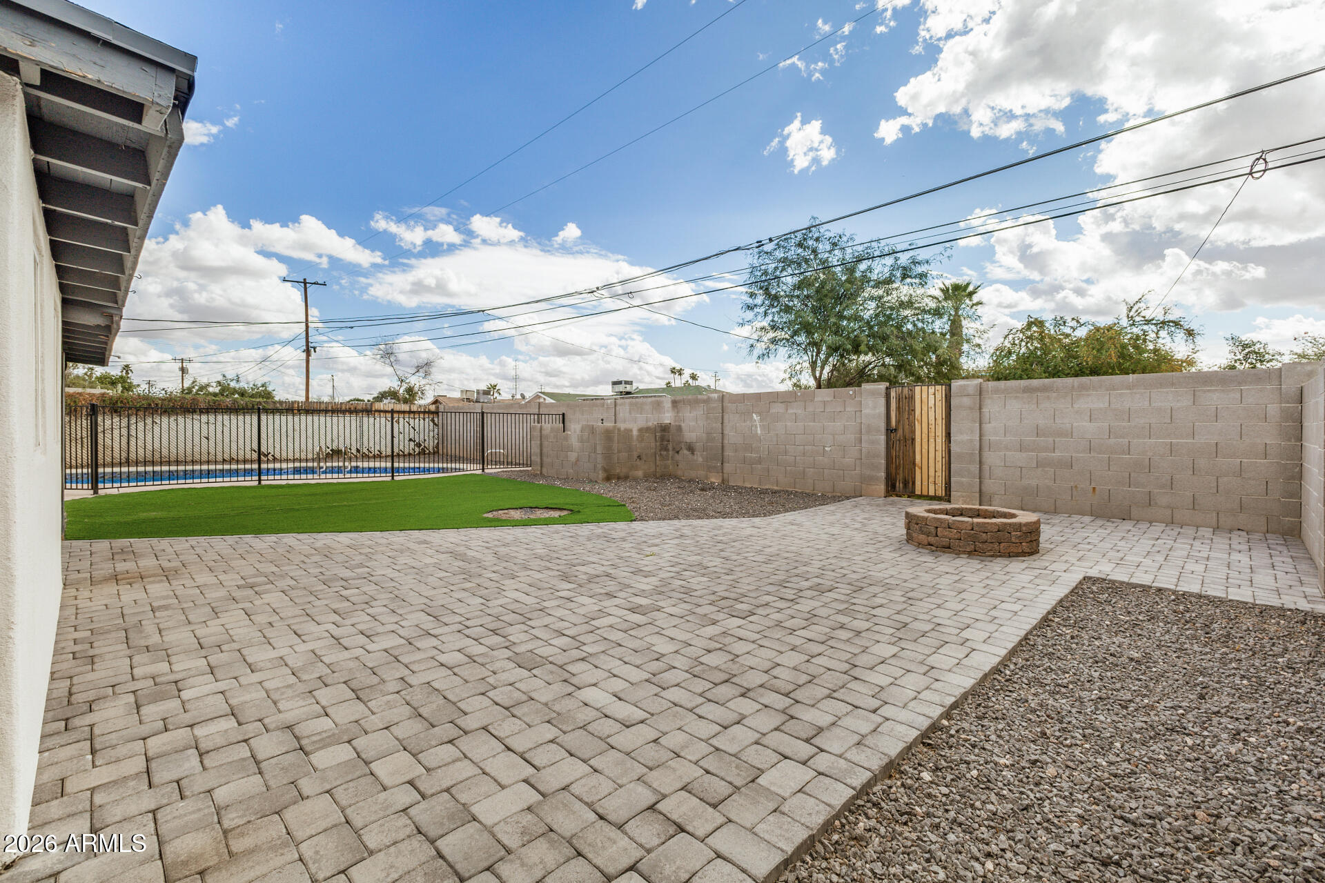 533 West 18th Street Tempe, AZ 85281 - Photo 41 of 52 a view of a backyard with a garden