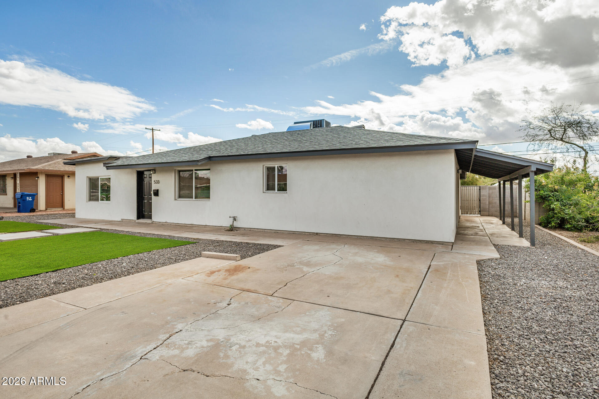 533 West 18th Street Tempe, AZ 85281 - Photo 5 of 52 a view of a house with a backyard