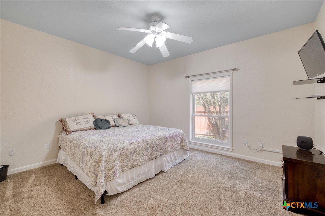 170 Oak Creek Circle Luling, TX 78648 - Photo 25 of 44