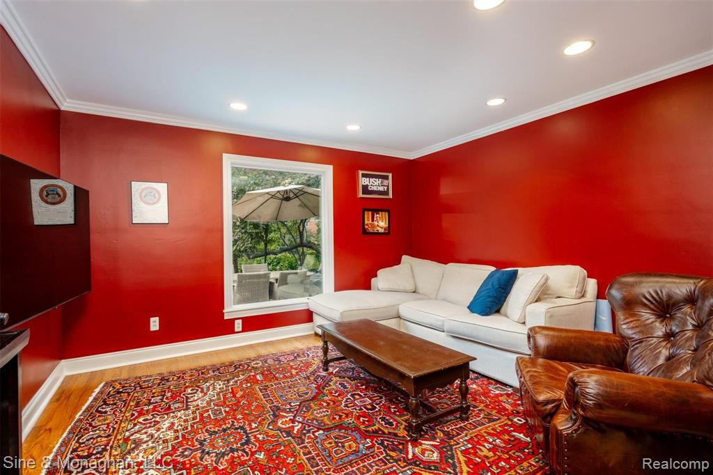 653 Middlesex Road Grosse Pointe Park, MI 48230 - Photo 25 of 54