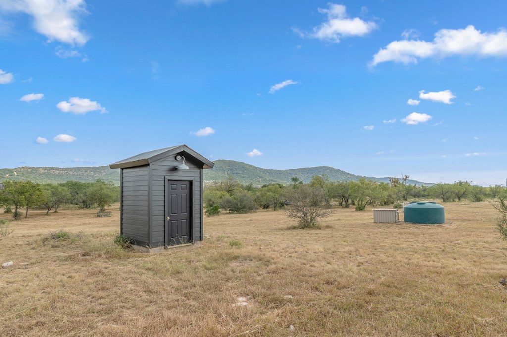 677 Kahn Drive Rio Frio, TX 78879 - Photo 13 of 32