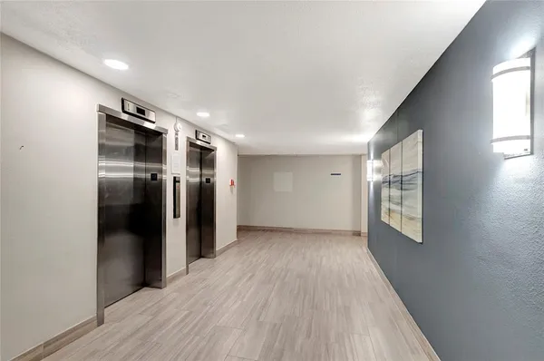 $2,300 | 500 Treasure Island Causeway, Unit 109, Treasure Island, FL 33706