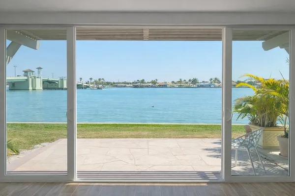 $2,300 | 500 Treasure Island Causeway, Unit 109, Treasure Island, FL 33706