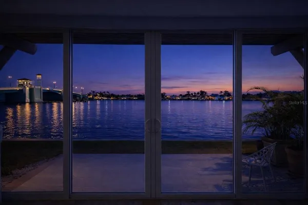 $2,300 | 500 Treasure Island Causeway, Unit 109, Treasure Island, FL 33706