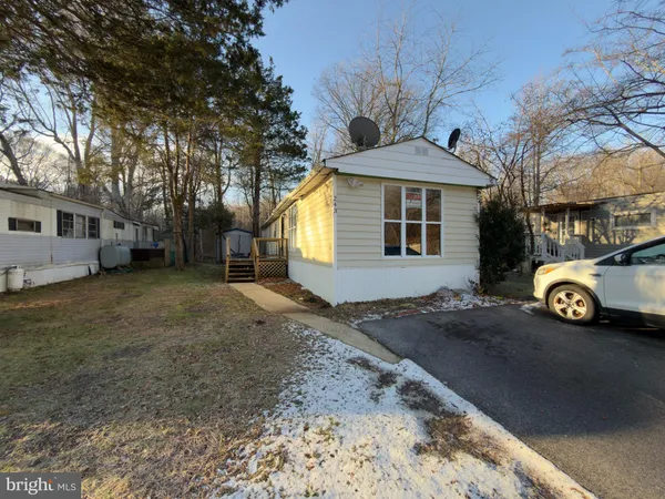 $75,000 | 243 Jaguar Drive, Lothian, MD 20711