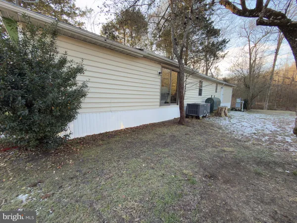 $75,000 | 243 Jaguar Drive, Lothian, MD 20711