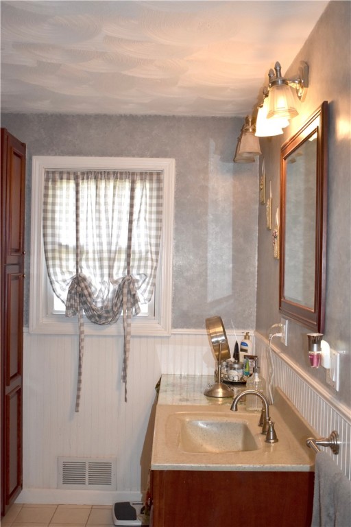 99 Haley Road Warwick, RI 02889 - Photo 14 of 42 Gallery Image 14