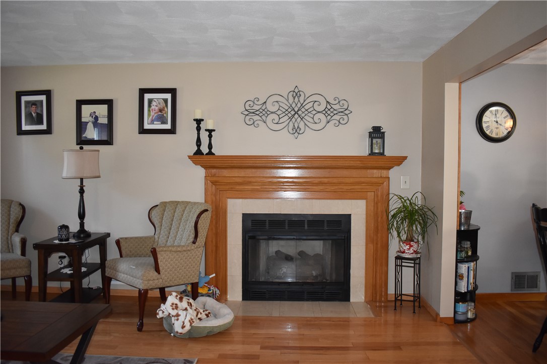 99 Haley Road Warwick, RI 02889 - Photo 5 of 42 Gallery Image 5