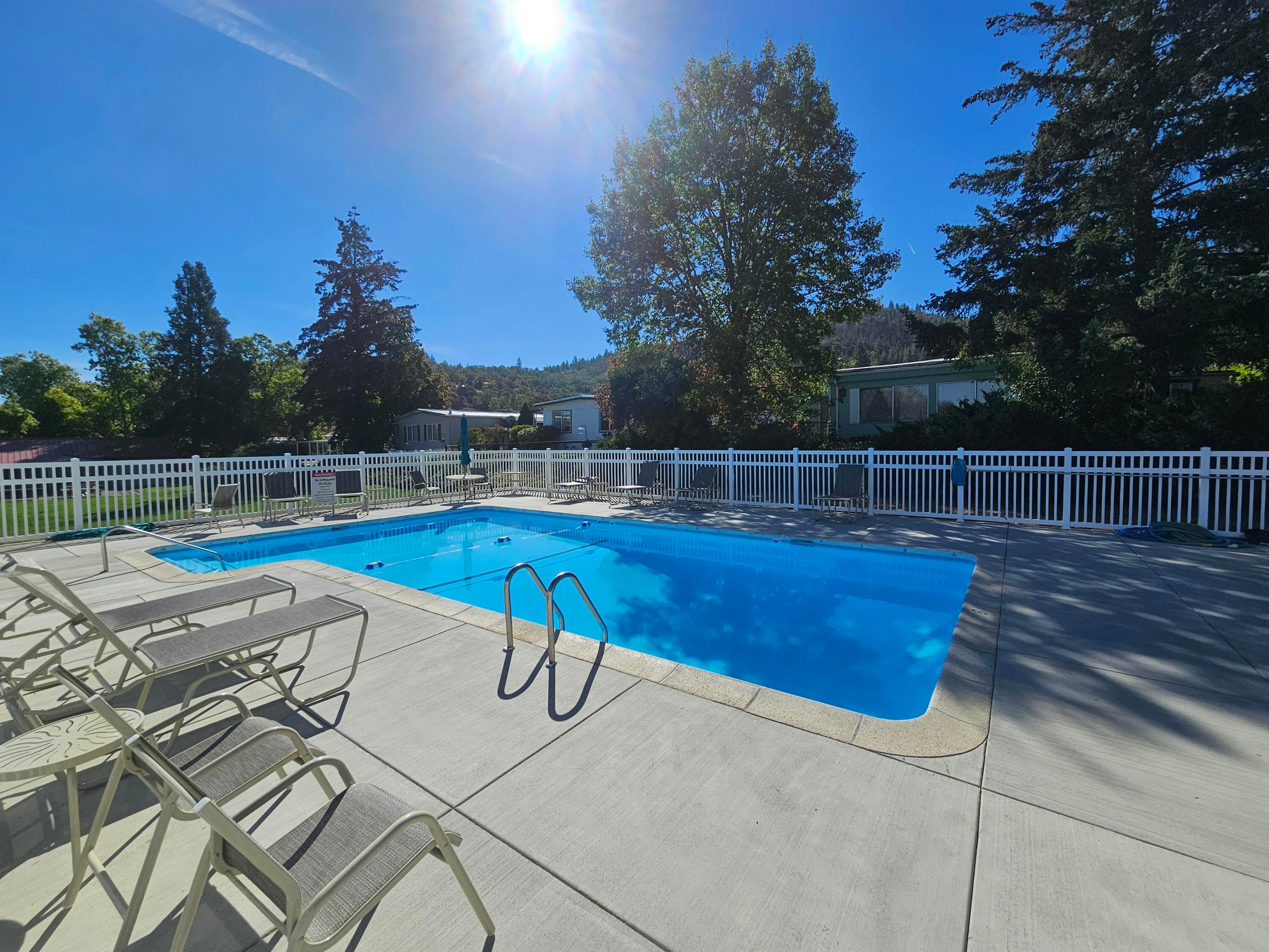 3955 South Stage Road, Unit 19 Medford, OR 97501 - Photo 2 of 22 20240920_104557
