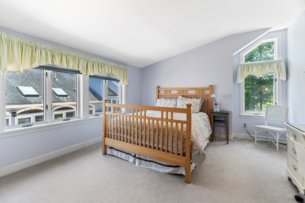123 Farm Street Dover, MA 02030 - Photo 24 of 31