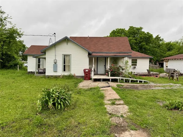 $150,000 | 207 South Cedar Street, Leonard, TX 75452