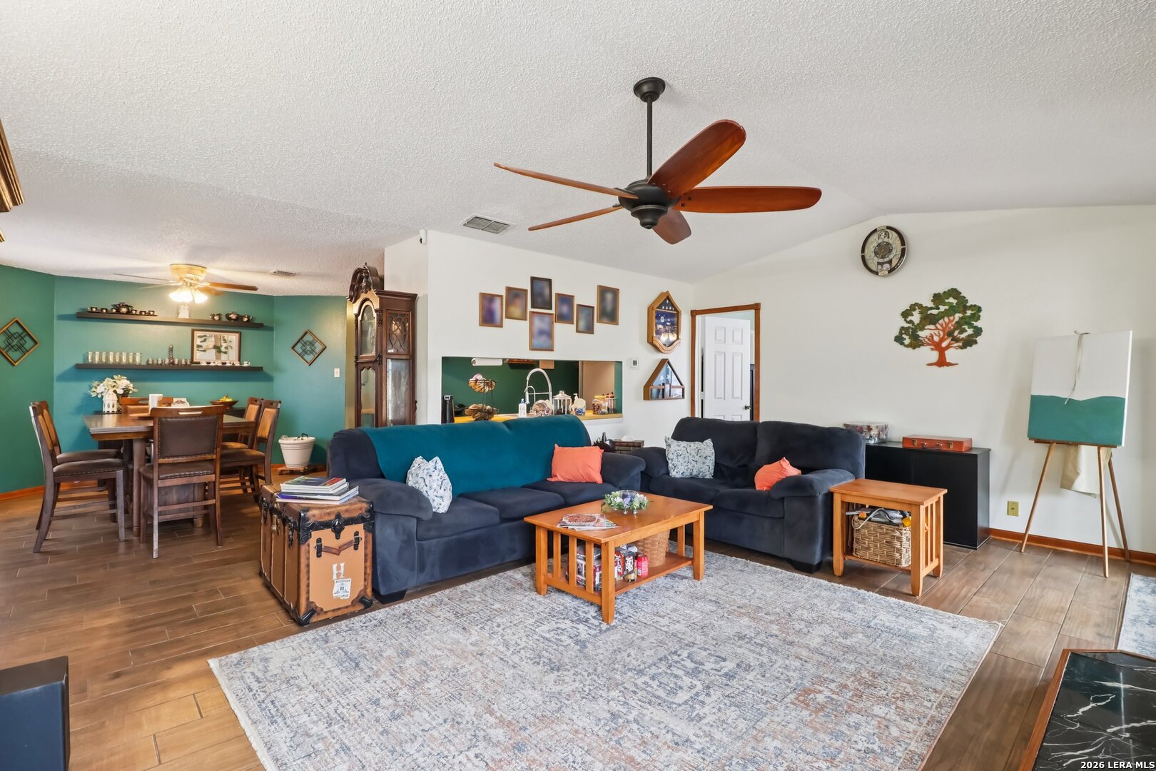 10000 Trout Ridge Drive Converse, TX 78109 - Photo 7 of 32