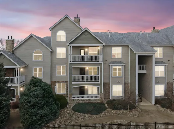 $350,000 | 6013 Castlegate Drive West, Unit D26, Castle Rock, CO 80108