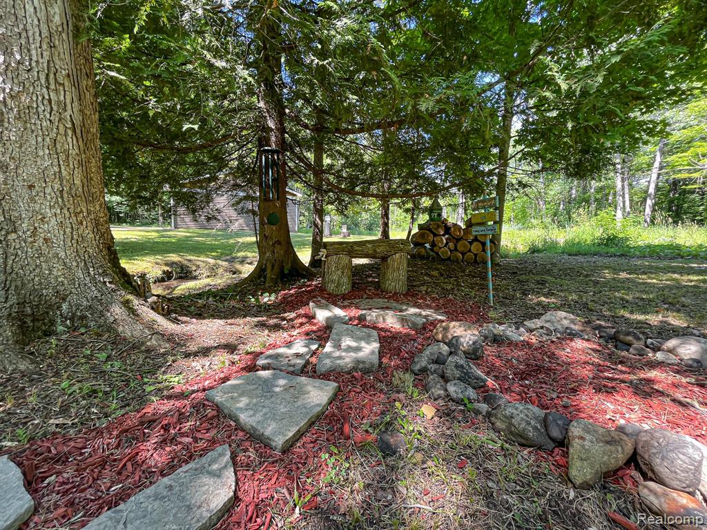 2580 Long Lake Road Lapeer, MI 48446 - Photo 30 of 79 Gallery Image 30