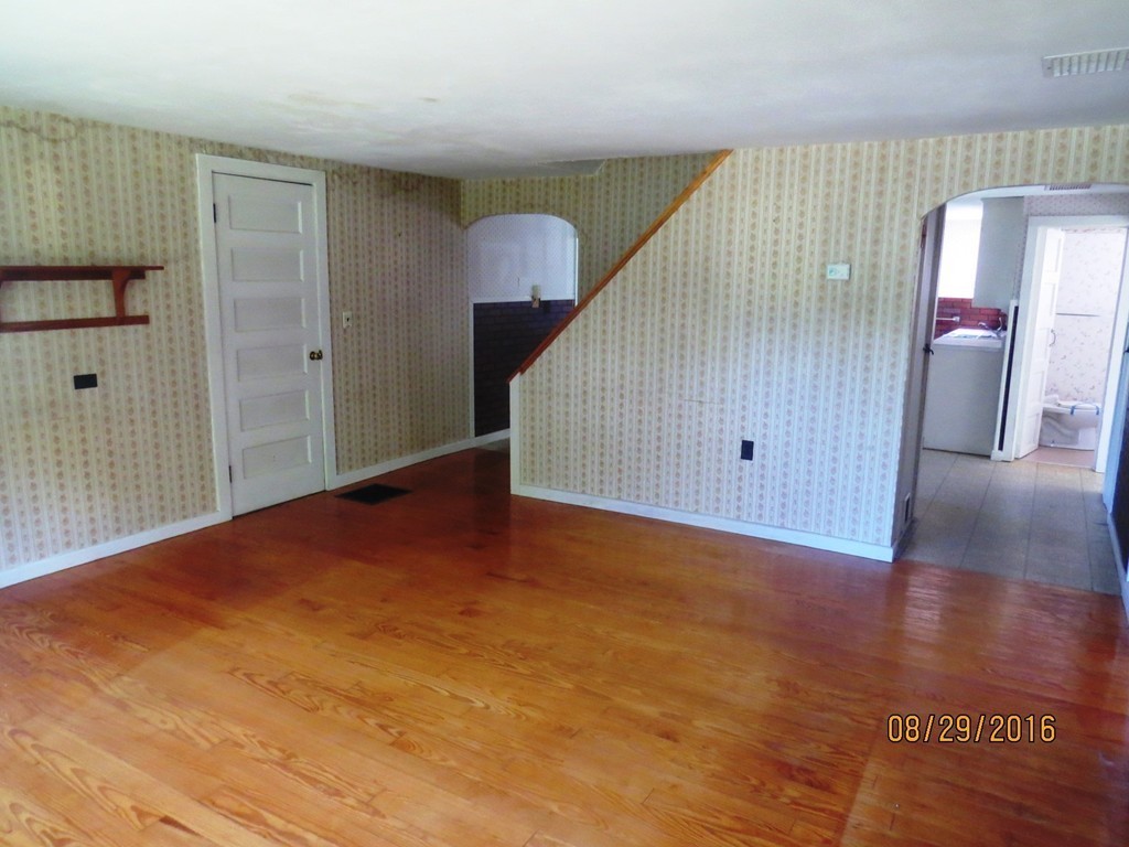 164 Parmenter Road Bernardston, MA 01337 - Photo 6 of 13 Gallery Image 6