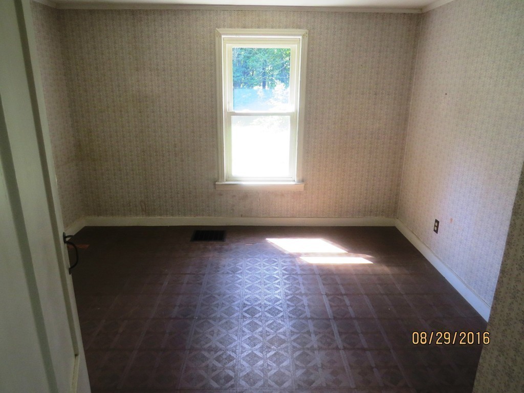 164 Parmenter Road Bernardston, MA 01337 - Photo 10 of 13 Gallery Image 10