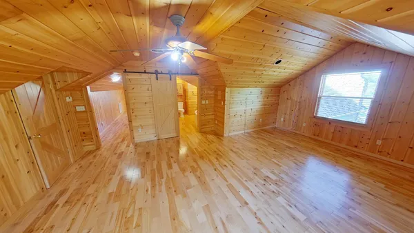 $599,900 | 17787 Indian Prairie Road, White Pigeon, MI 49099