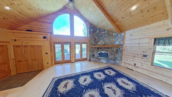 $599,900 | 17787 Indian Prairie Road, White Pigeon, MI 49099