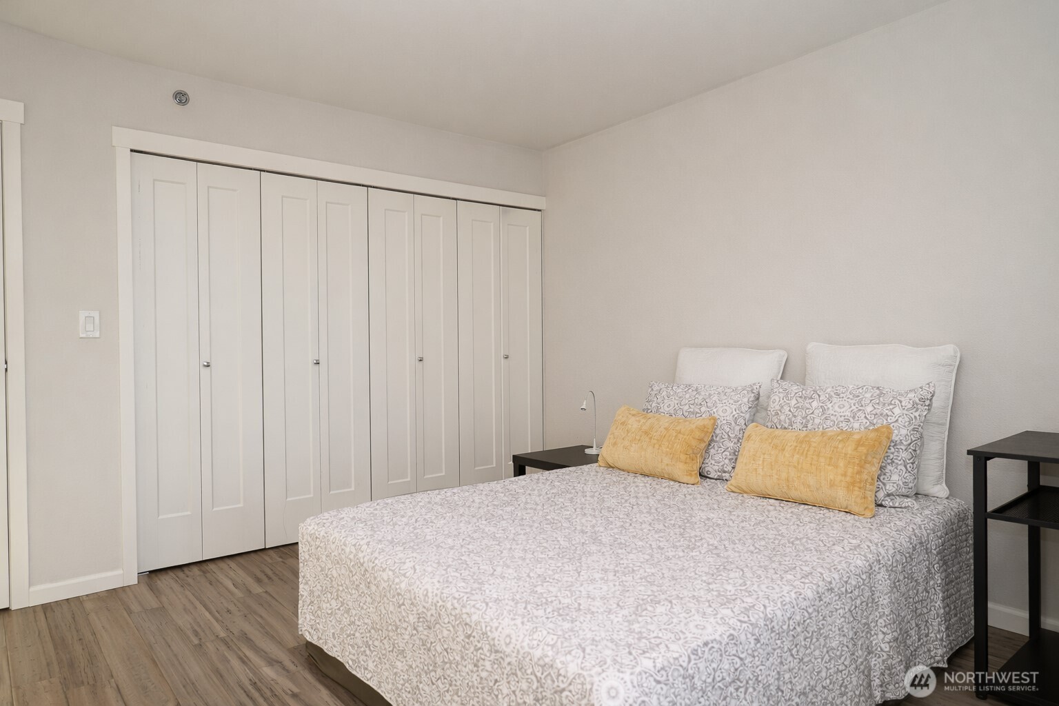 121 Vine Street, Unit 1702 Seattle, WA 98121 - Photo 15 of 37