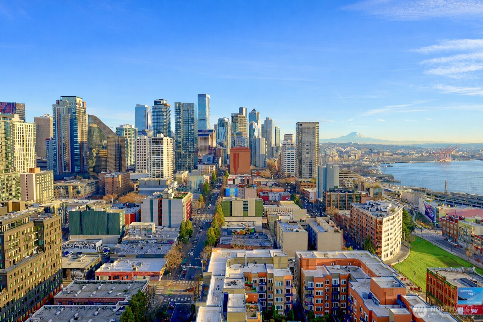 121 Vine Street, Unit 1702 Seattle, WA 98121 - Photo 35 of 37