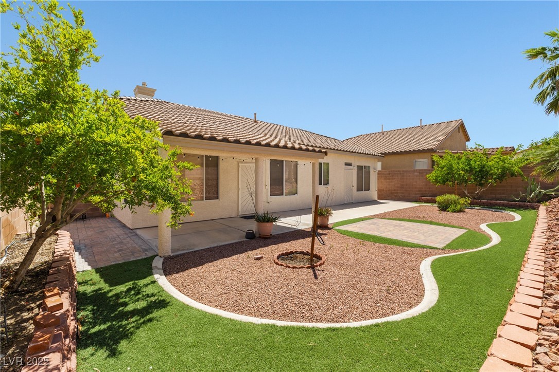 9282 West Viking Road Las Vegas, NV 89147 - Photo 2 of 38