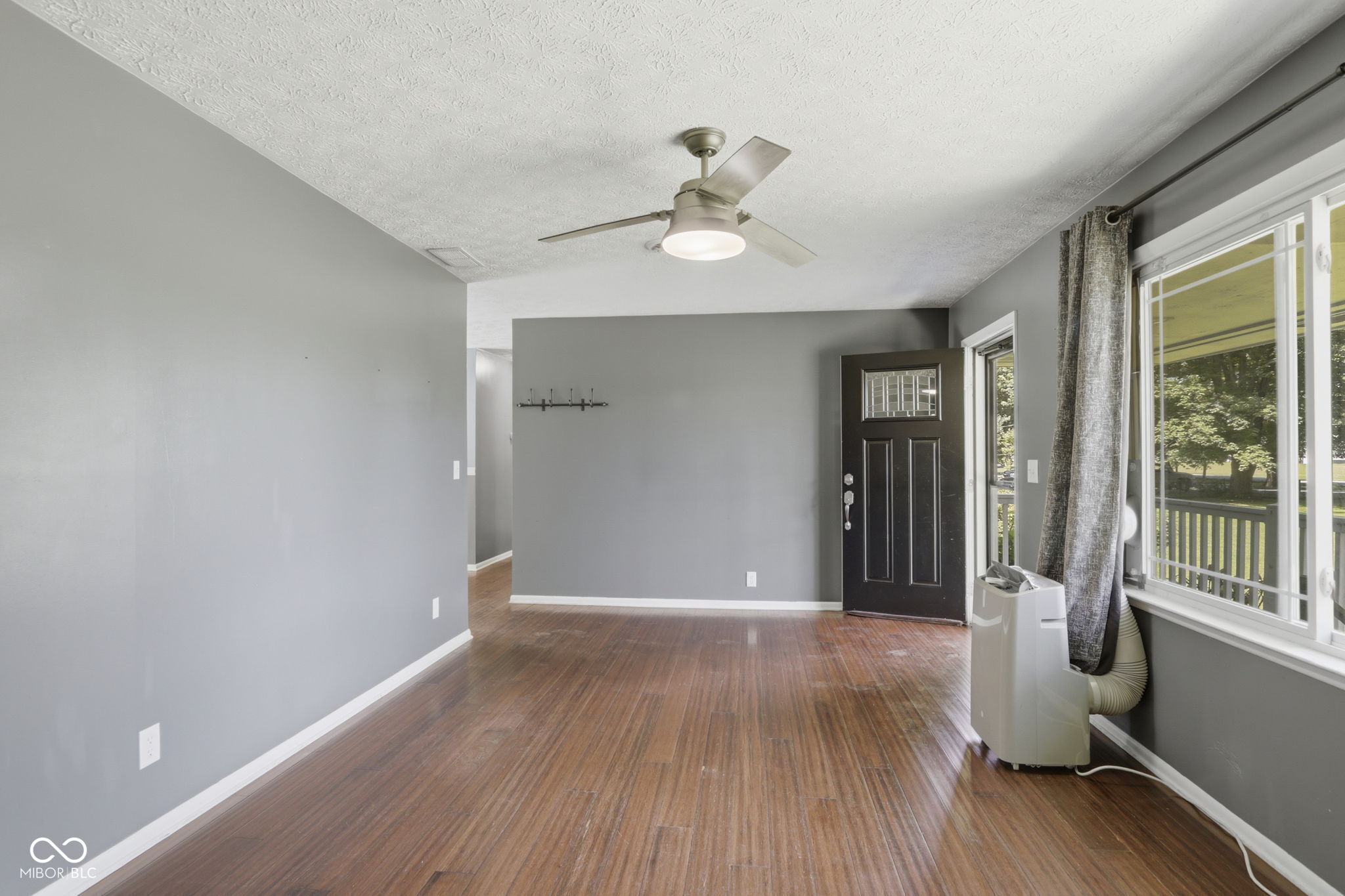 7115 West Ralston Road Indianapolis, IN 46221 - Photo 9 of 37