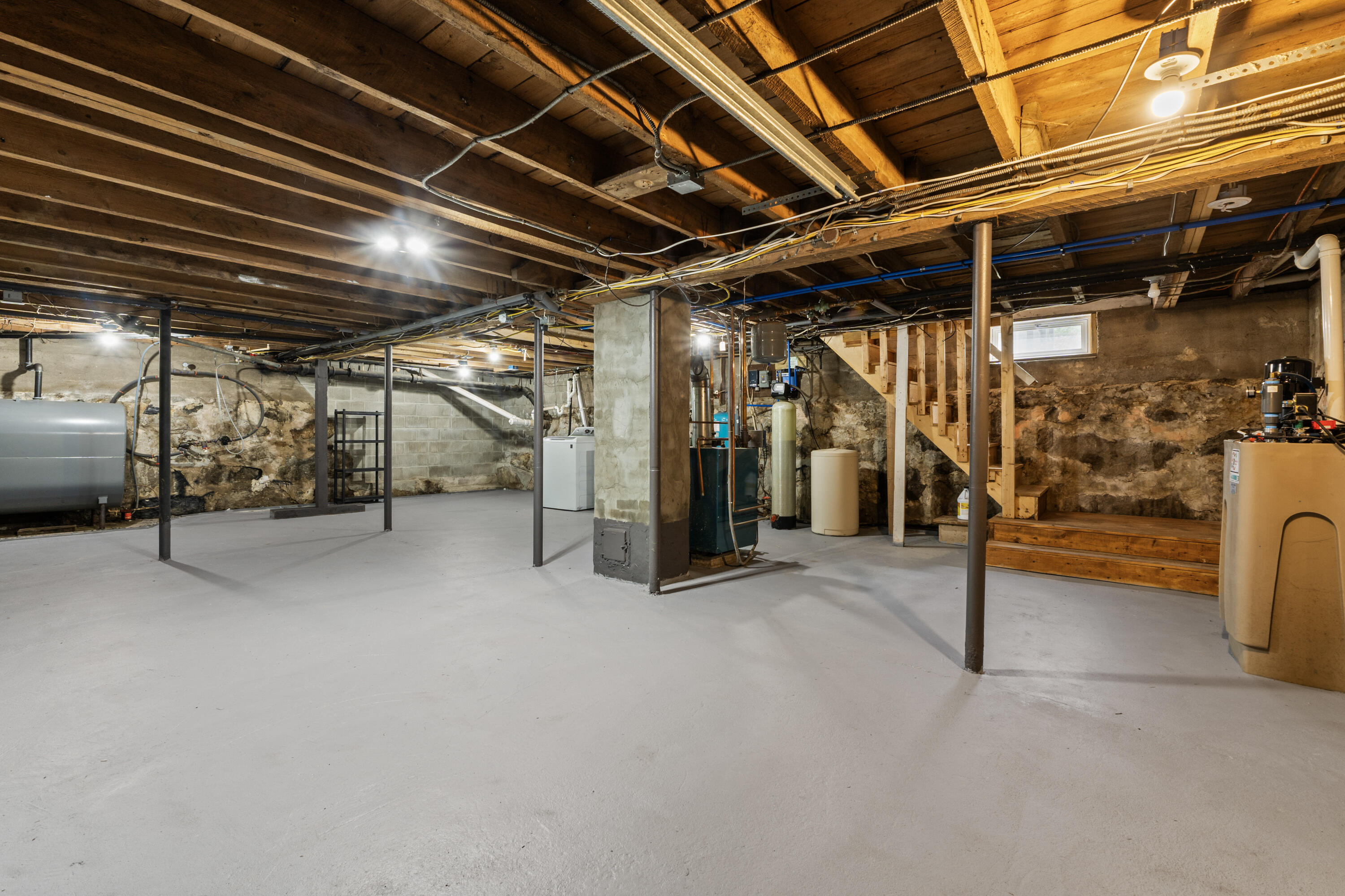 1213 Pownal Road Auburn, ME 04210 - Photo 57 of 61 1213 Pownal Rd_155