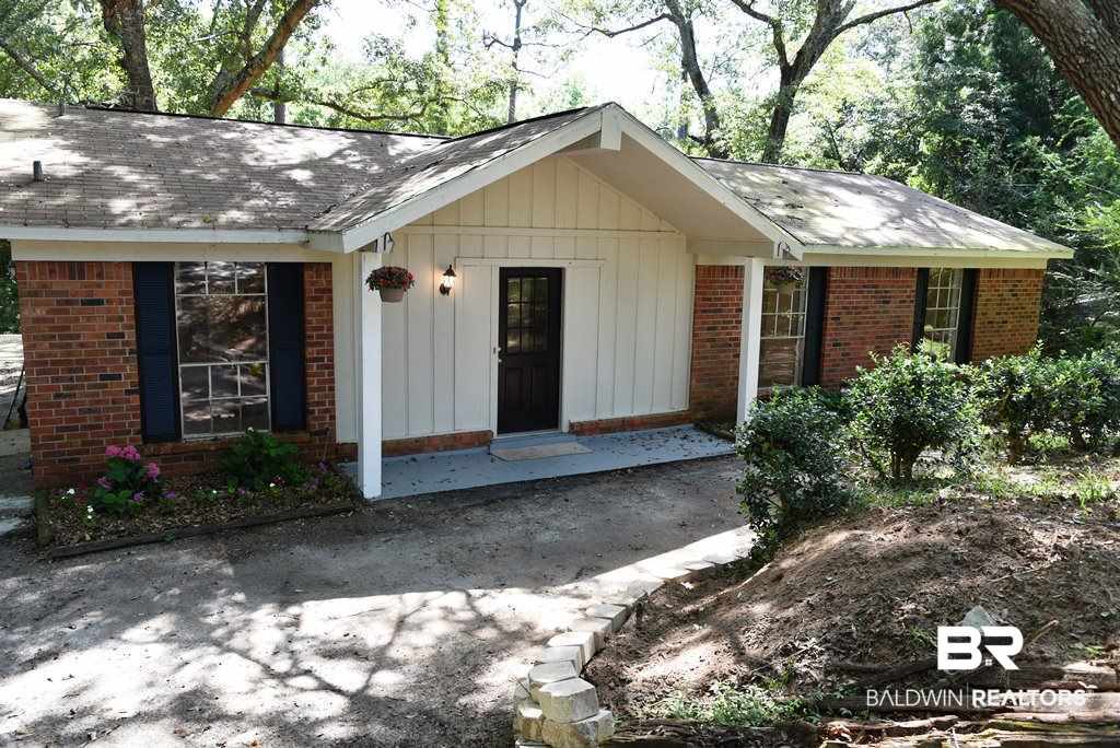 6585 Rabbit Court Theodore, AL 36582 - Photo 2 of 17