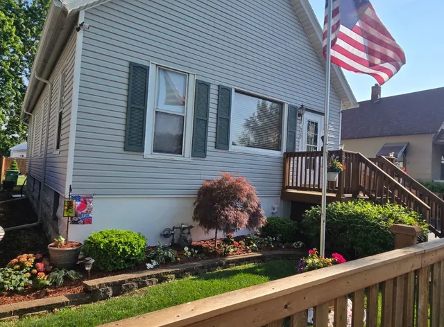 $195,000 | 420 Elwood Avenue, Joliet, IL 60432