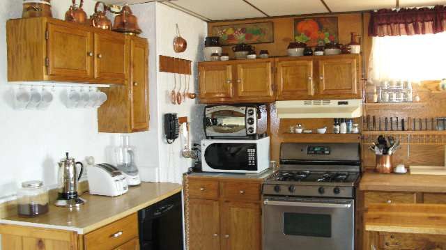 1702 Rugby Road Schenectady, NY 12309 - Photo 5 of 12 Photo 5