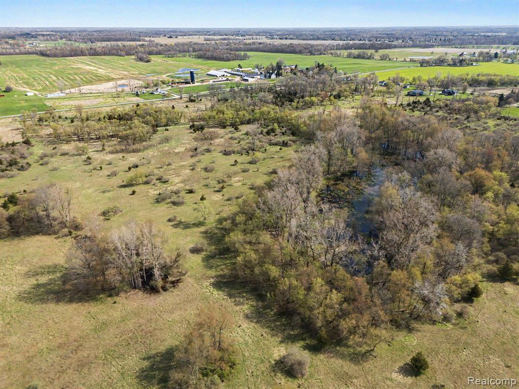 8857 Bath Road Byron, MI 48418 - Photo 15 of 17