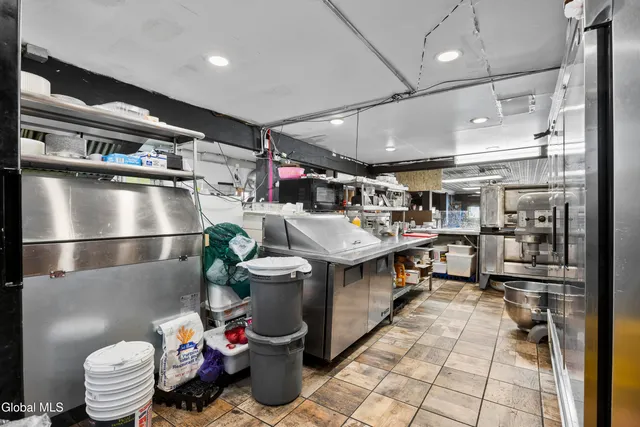 $348,000 | 764 1/2 Eastern Avenue, Schenectady, NY 12308