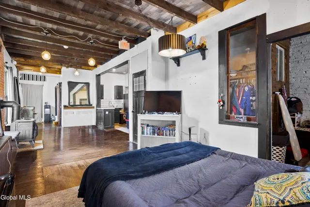 $348,000 | 764 1/2 Eastern Avenue, Schenectady, NY 12308