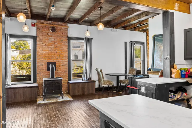 $348,000 | 764 1/2 Eastern Avenue, Schenectady, NY 12308