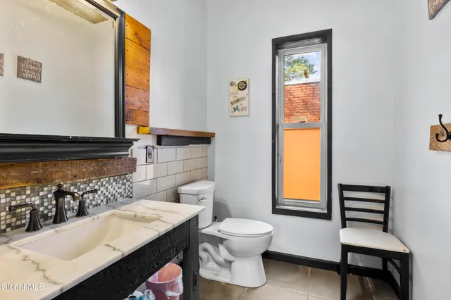 $348,000 | 764 1/2 Eastern Avenue, Schenectady, NY 12308