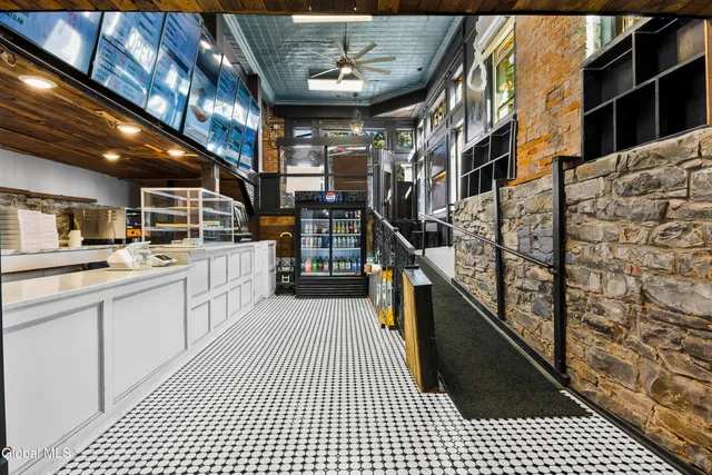 $348,000 | 764 1/2 Eastern Avenue, Schenectady, NY 12308