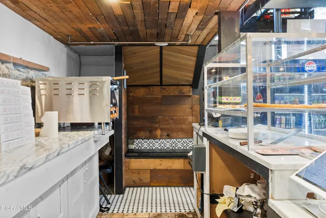 $348,000 | 764 1/2 Eastern Avenue, Schenectady, NY 12308