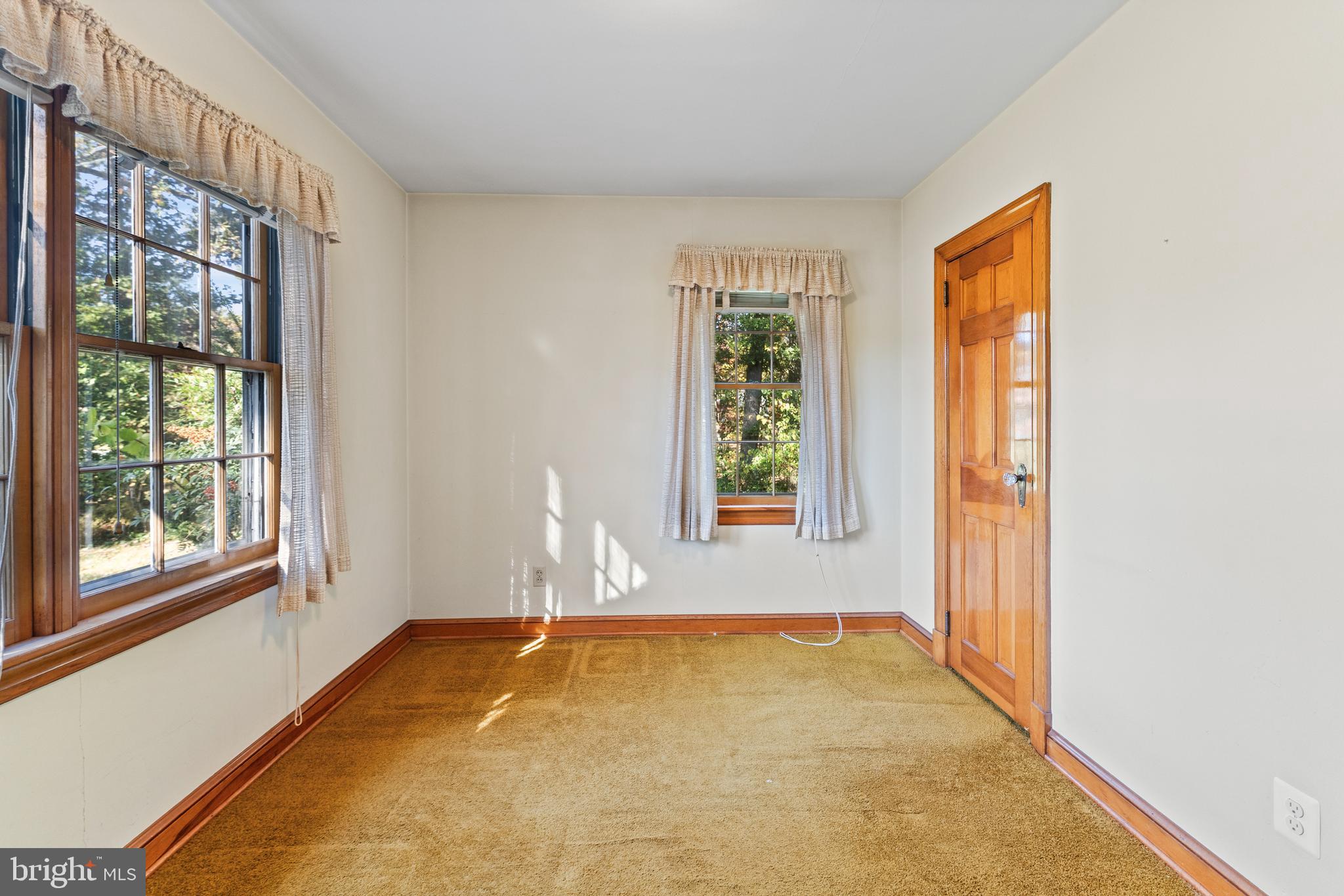 12606 Sub-Station Road Waldorf, MD 20601 - Photo 26 of 44 a view of an empty room with a window