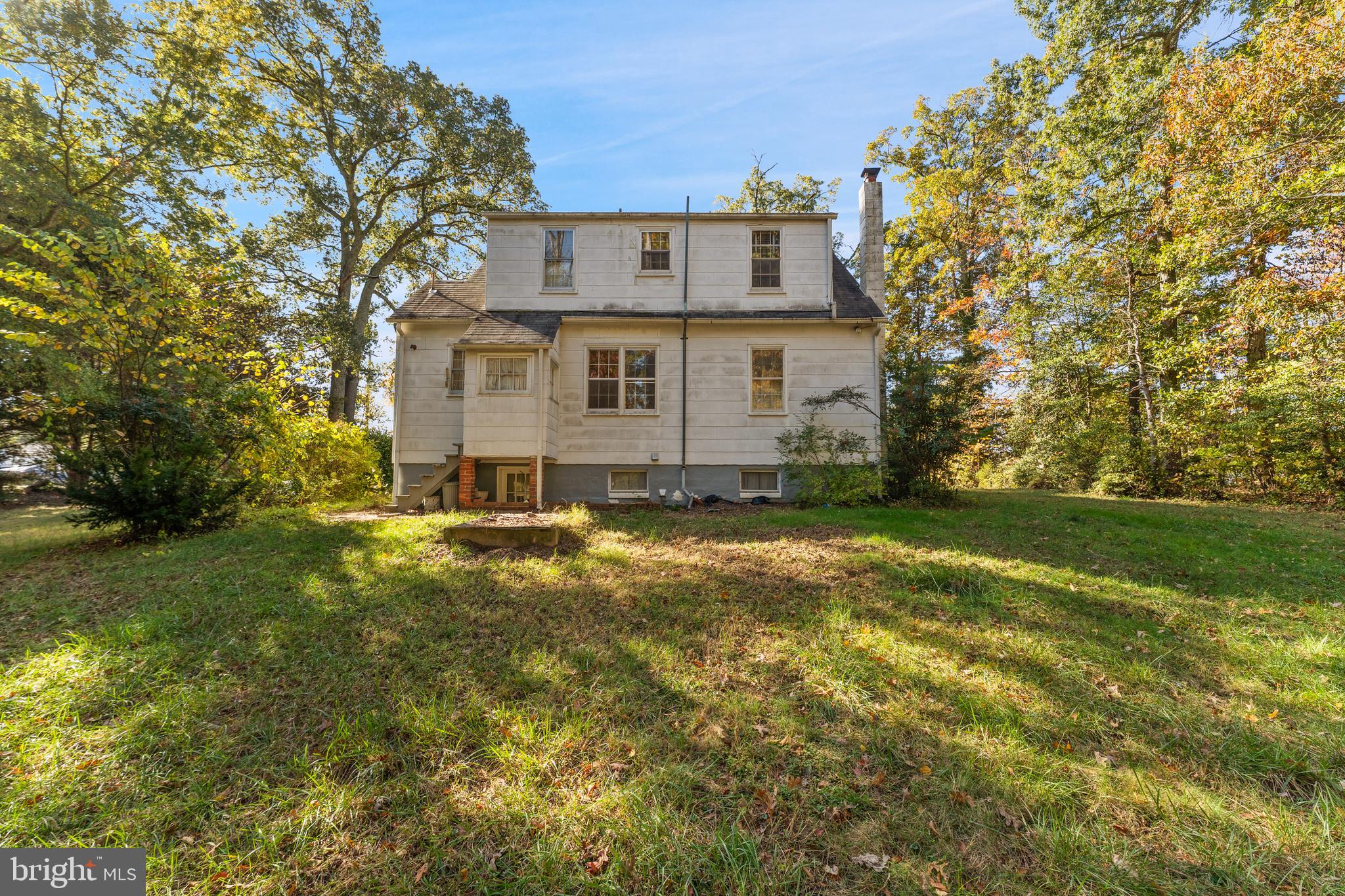 12606 Sub-Station Road Waldorf, MD 20601 - Photo 5 of 44 a view of a house with a large tree
