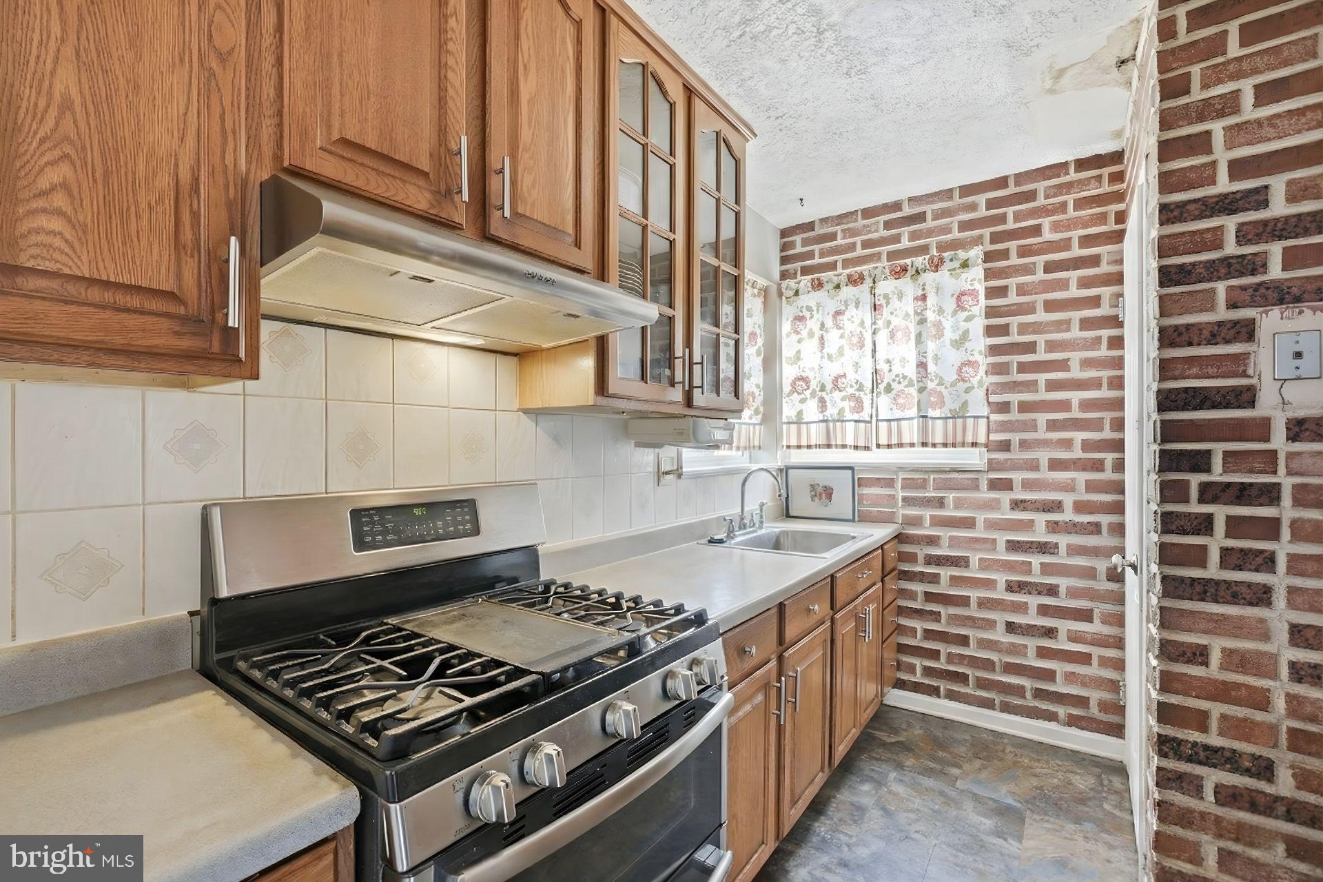 3506 Dunlap Street Temple Hills, MD 20748 - Photo 3 of 8