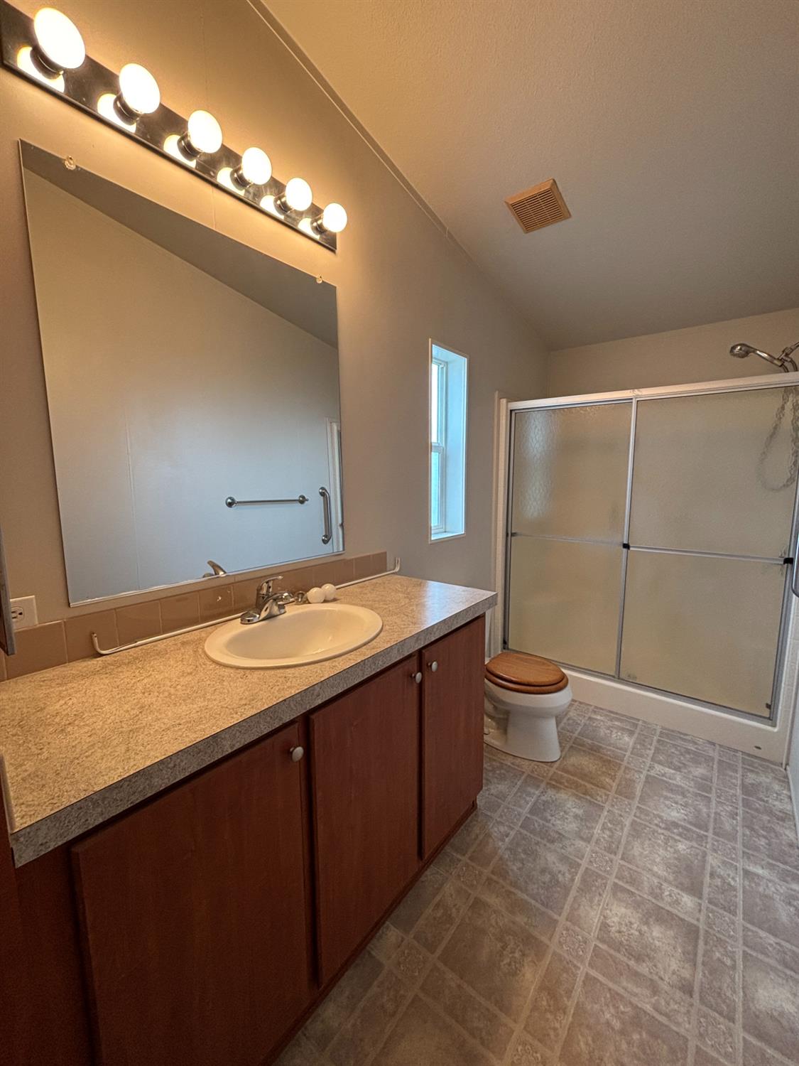 17248 Bonita Road Madera, CA 93636 - Photo 15 of 20