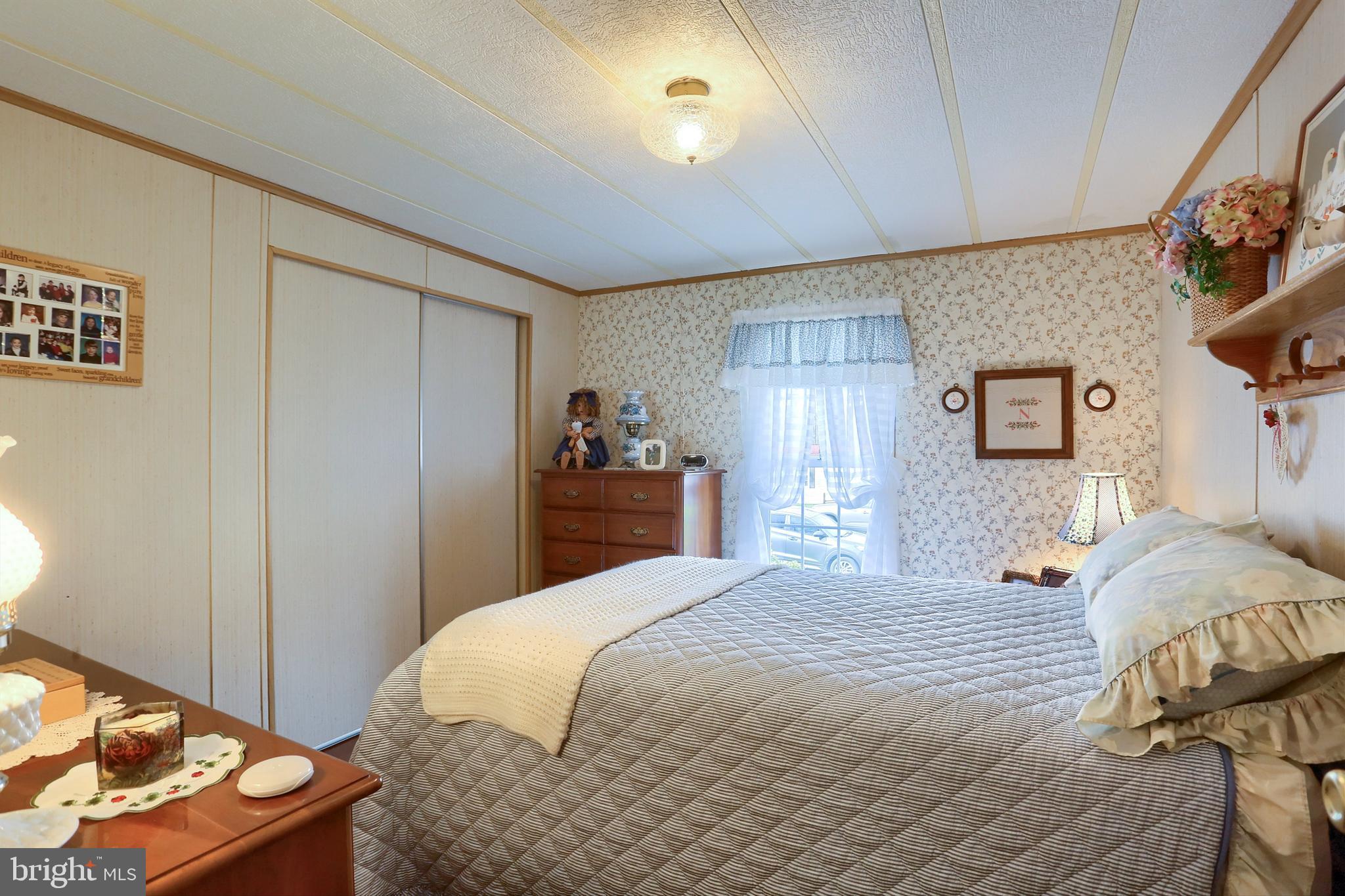 404 Maple Avenue Manheim, PA 17545 - Photo 14 of 26