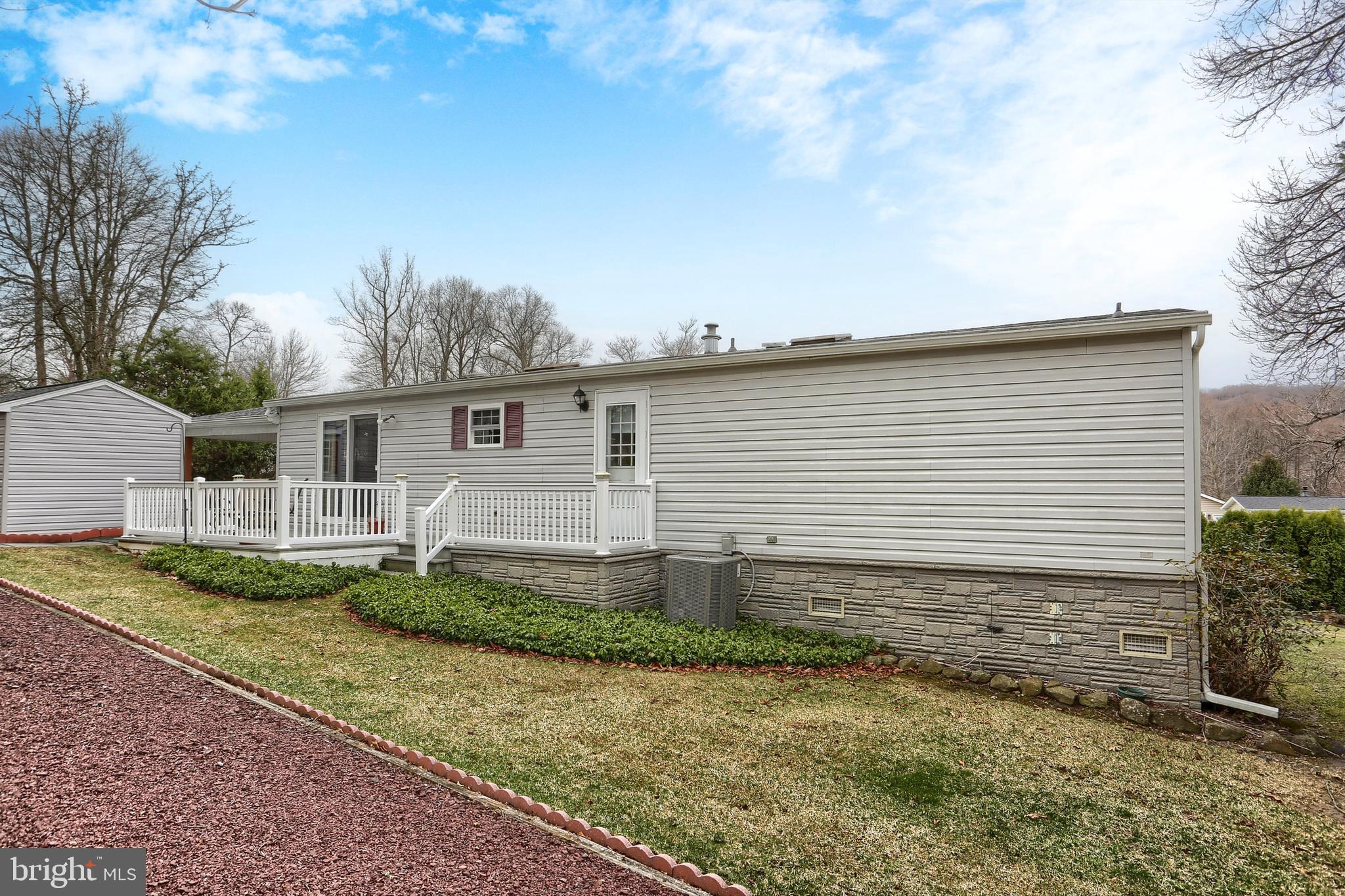 404 Maple Avenue Manheim, PA 17545 - Photo 23 of 26