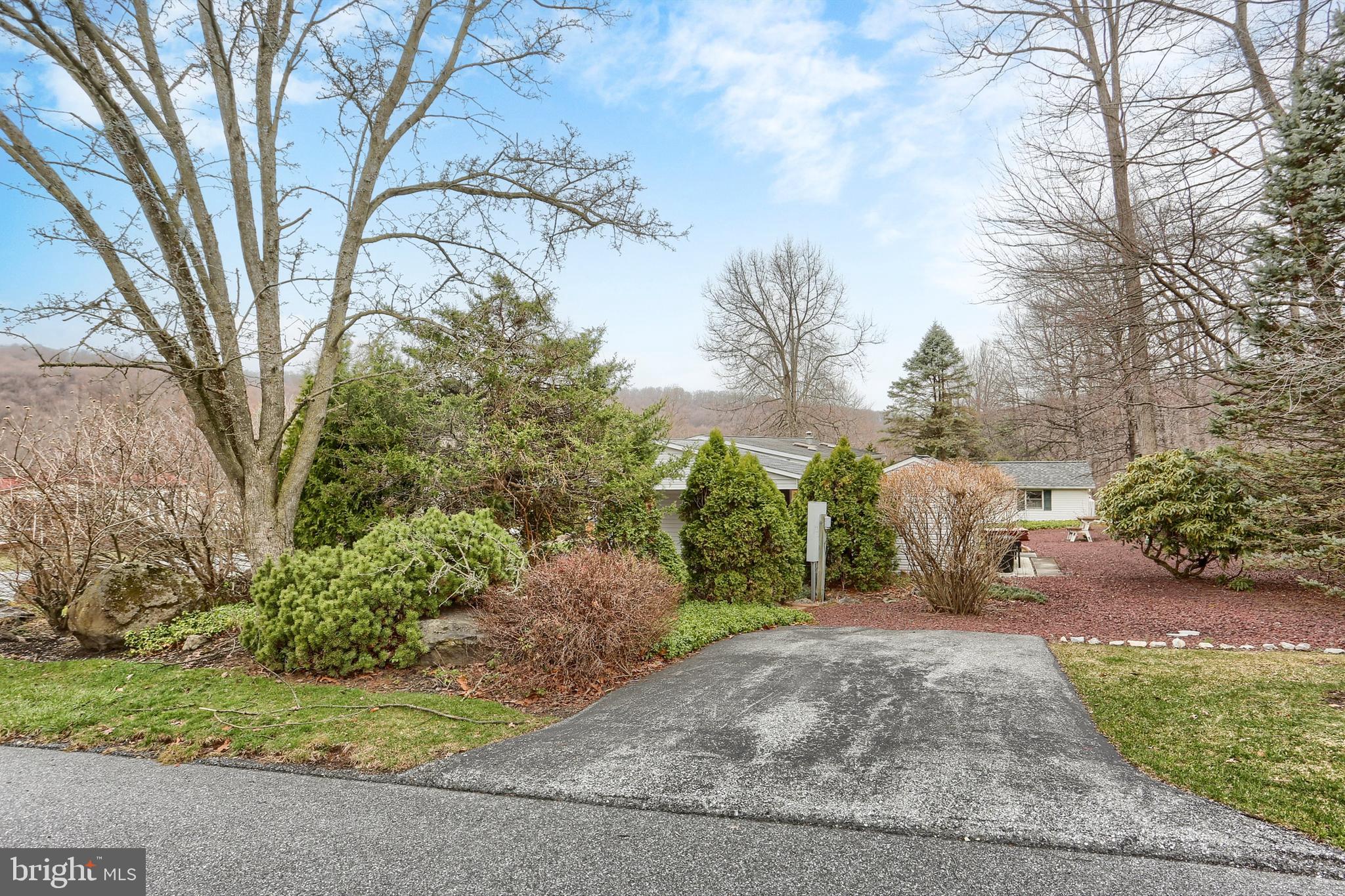 404 Maple Avenue Manheim, PA 17545 - Photo 6 of 26 Extra Parking Area