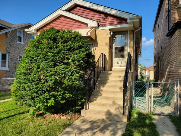 $459,000 | 3213 Cuyler Avenue, Berwyn, IL 60402