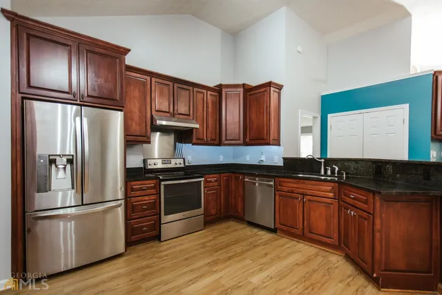 $3,400 | 137 Bristol Woods Drive, Athens, GA 30606