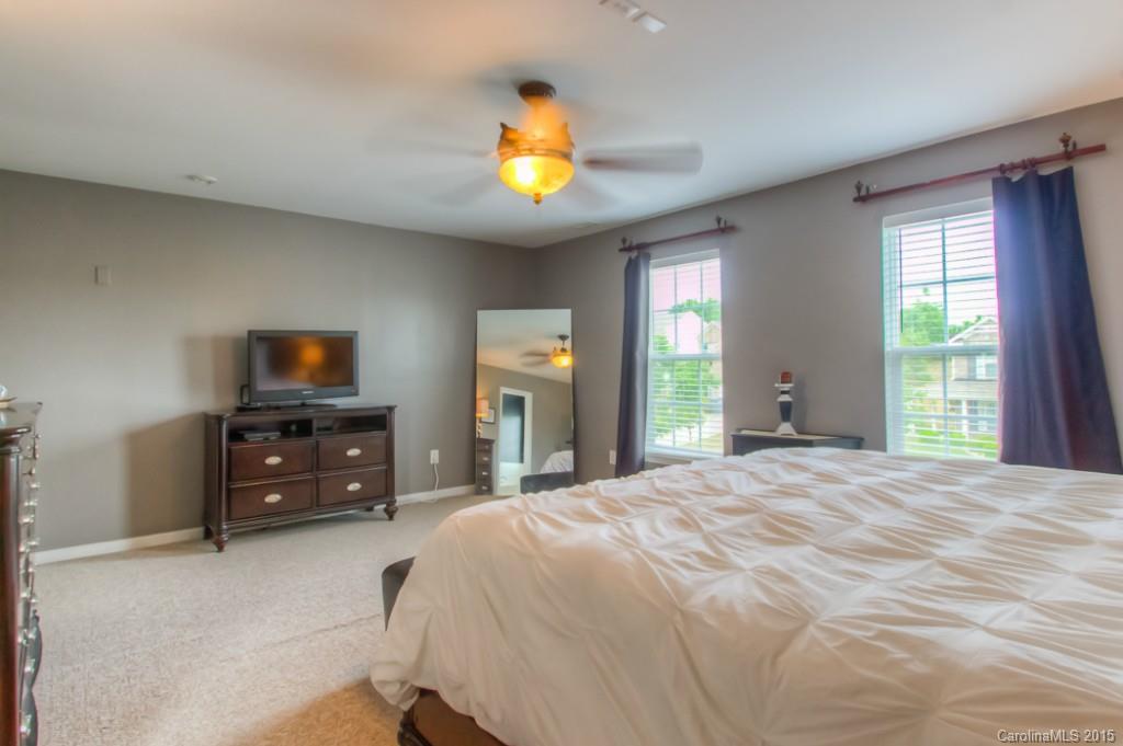 7662 Black Hawk Lane Tega Cay, SC 29708 - Photo 15 of 24 Gallery Image 15