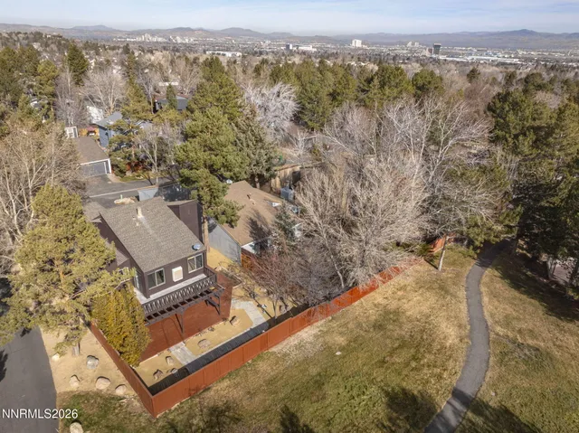 $595,000 | 6429 Meadow Valley Lane, Reno, NV 89519