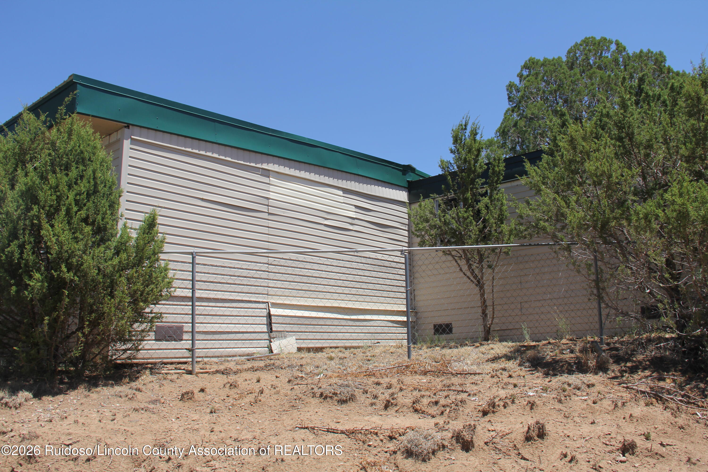 203 Main Road Capitan, NM 88316 - Photo 14 of 32 Gallery Image 14